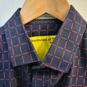 Descendant of Thieves size small long sleeved shirt yarn dyed NWT
